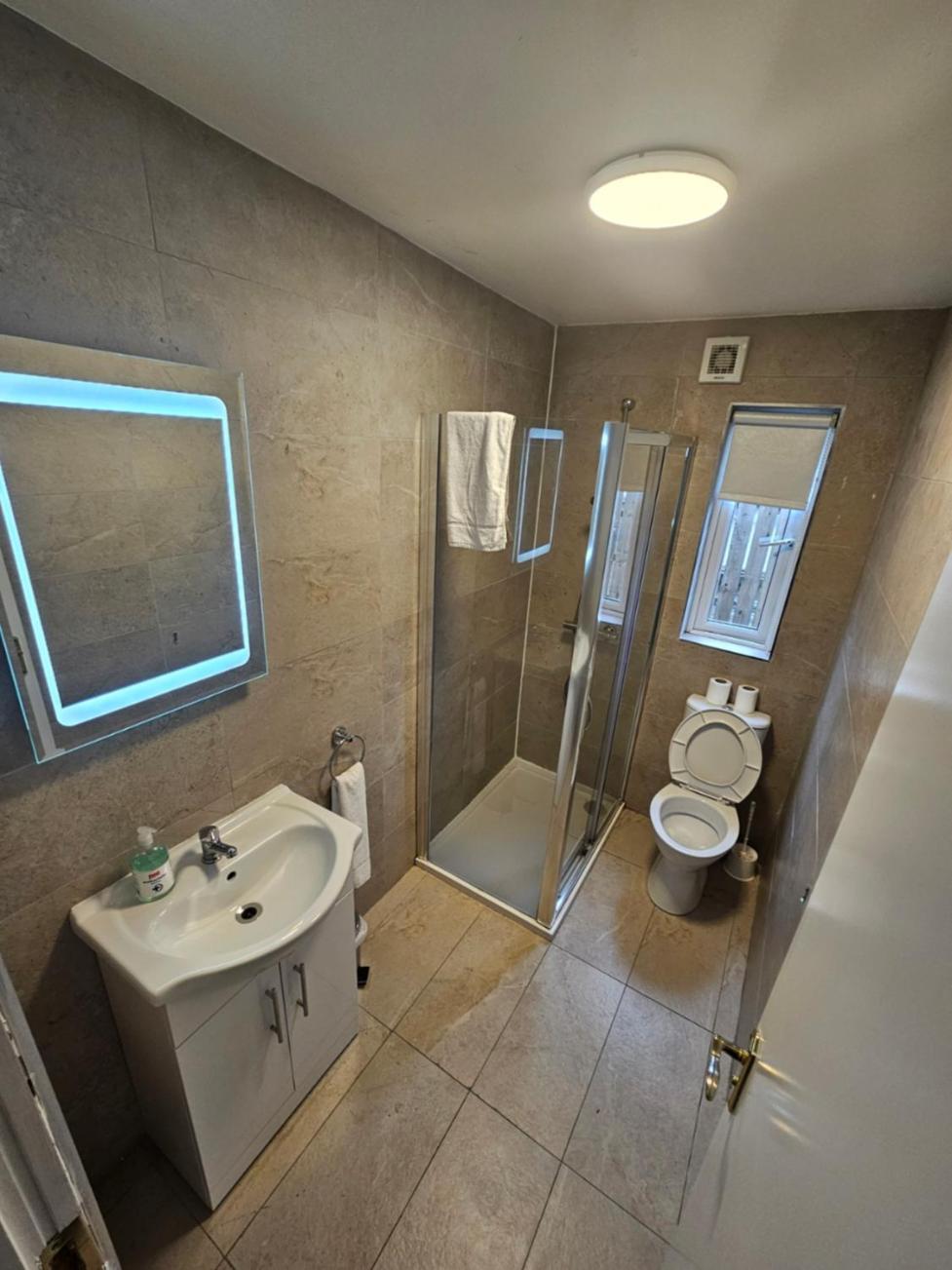 Eyre Square Lane Appartement Galway Buitenkant foto